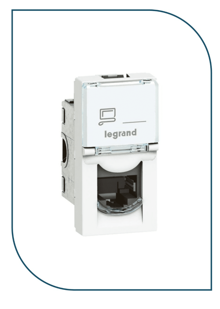 LEGRAND Arteor™ - RJ45 socket - category 6A STP - 9 contacts - 1 module - White 572306